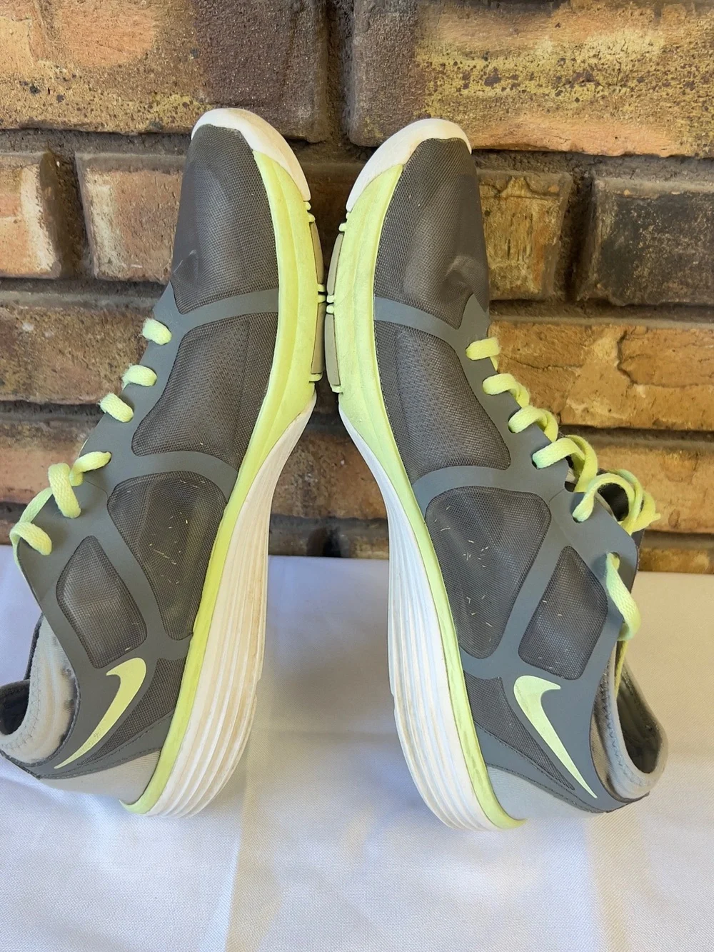 Nike Men’s Gray and Neon Yellow Athletic Sneakers